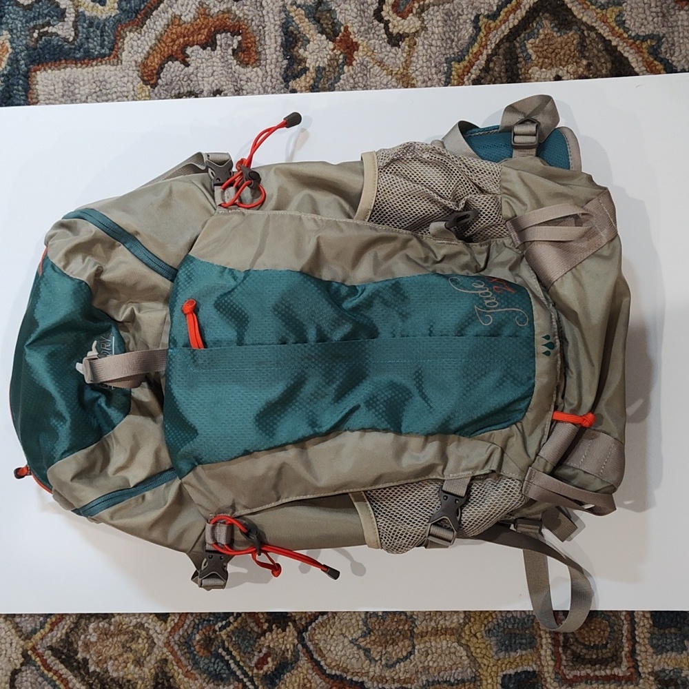 Gregory Jade 28 backpacking pack